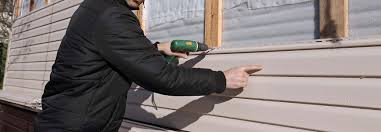 How To Choose The Right Materials for Your Siding Installation in 'Reedley, CA